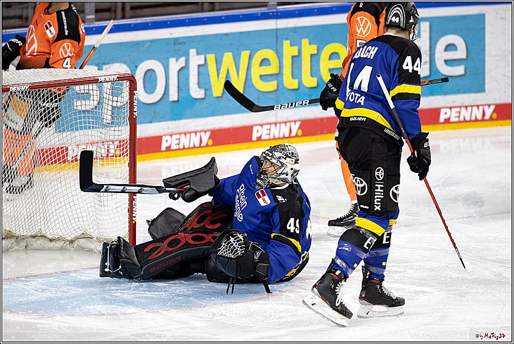 PENNY DEL;  Koelner Haie - Grizzlys Wolfsburg; Koeln, 25.11.2021